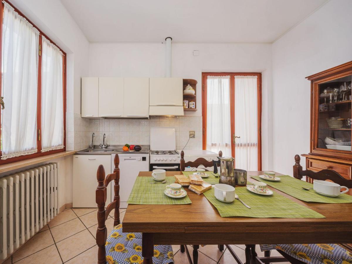 Holiday Home Donatella By Interhome مارينا دي بييتراسانْت المظهر الخارجي الصورة