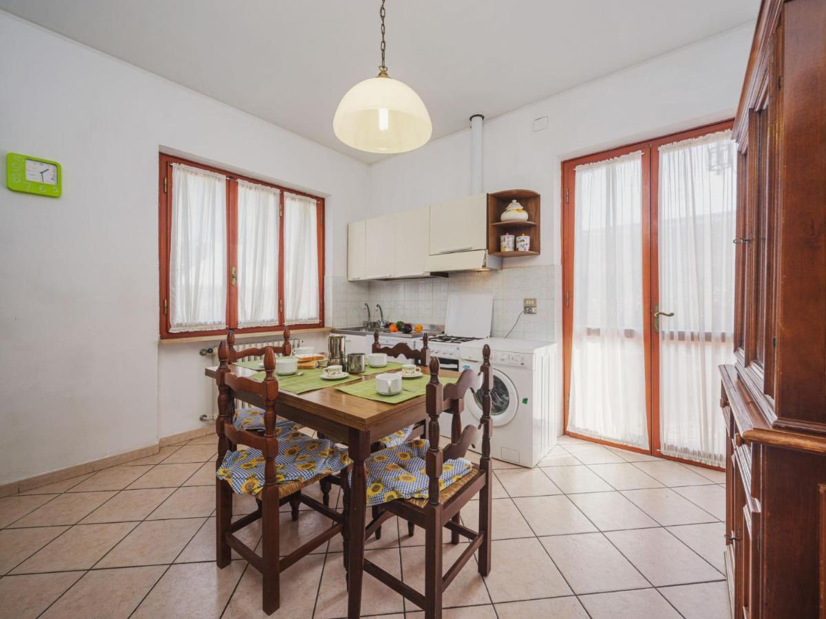 Holiday Home Donatella By Interhome مارينا دي بييتراسانْت المظهر الخارجي الصورة
